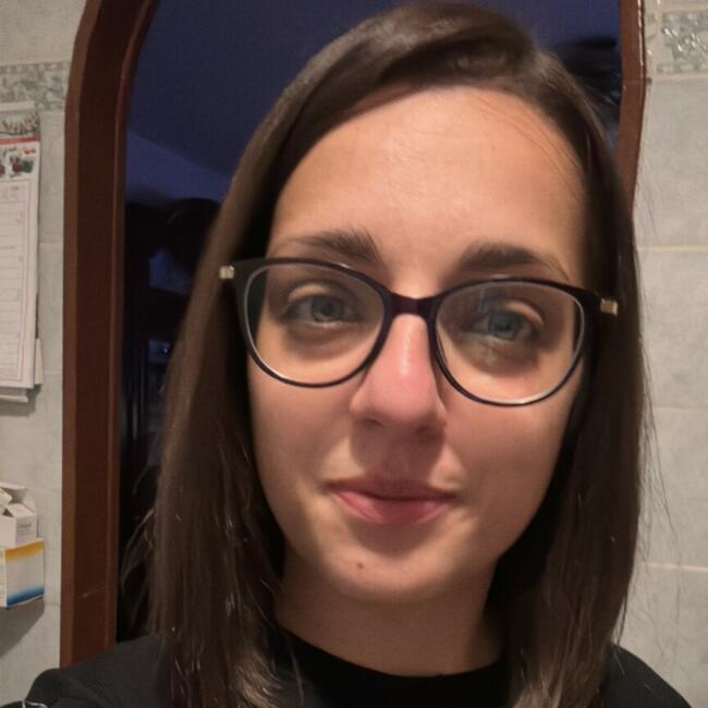 Babysitting job in Muggiò: Veronica