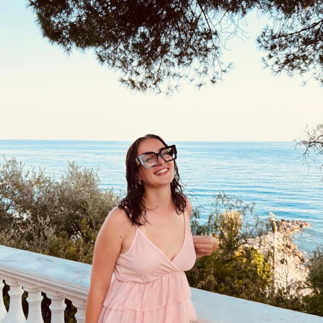 Babysitter a Rifreddo: Nicole