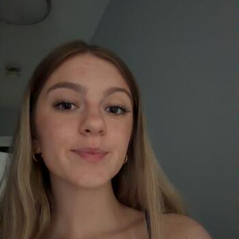 Babysitter in Windsor: Adrianna