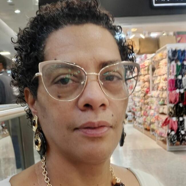 Babá em São Paulo: Luciana