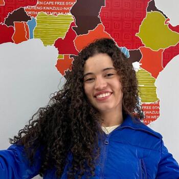 Babysitter in Curitiba: Maiara