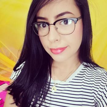 Nounou Saint-Ouen: Diana Lorena