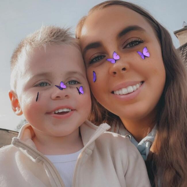 Babysitter in Balrothery: Chloe