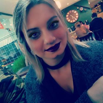 Babysitter Faro: Adriana