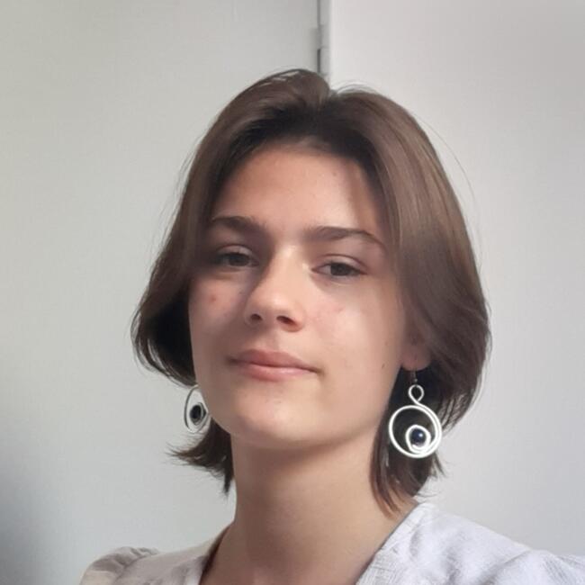 Babysitter in Orléans: Chloé