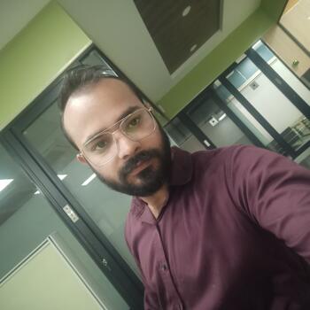 Δουλειά για babysitter στην περιοχή Noida: δουλειά φύλαξης παιδιών Pranshu