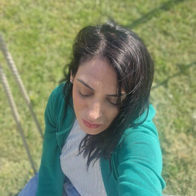 Babysitting job in Villa Bartolomea: Linda