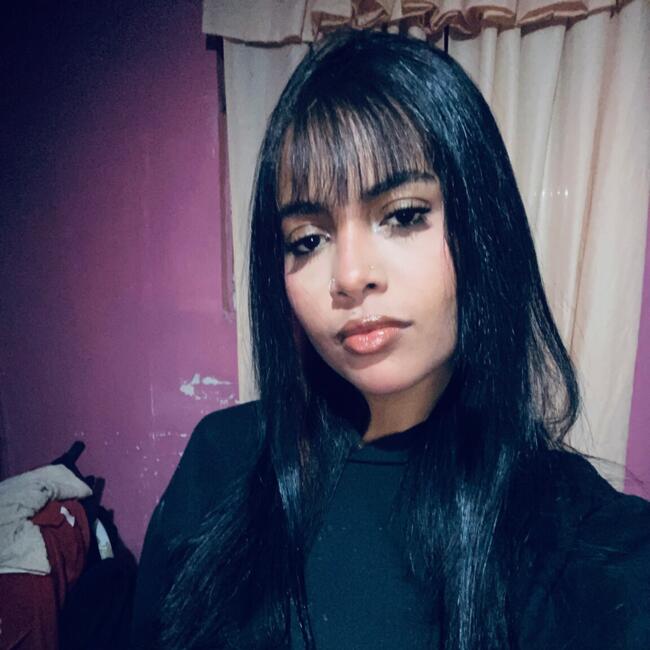 Babá em Ibaiti: Ana