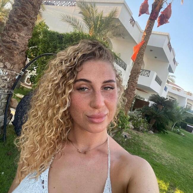 Babysitter in Beveren: ️Yana