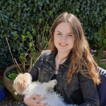 Babysitter in Cheltenham: Lily