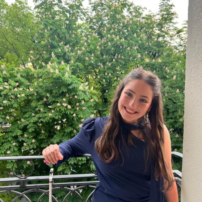 Niñera en Vitoria: Aitana