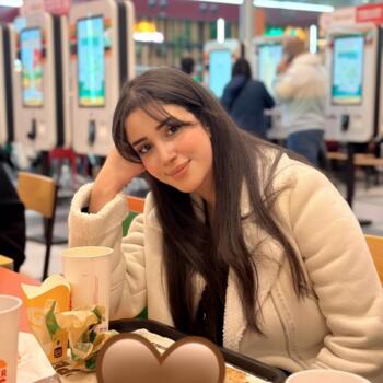 Babysitter in Granada: Nouhaila