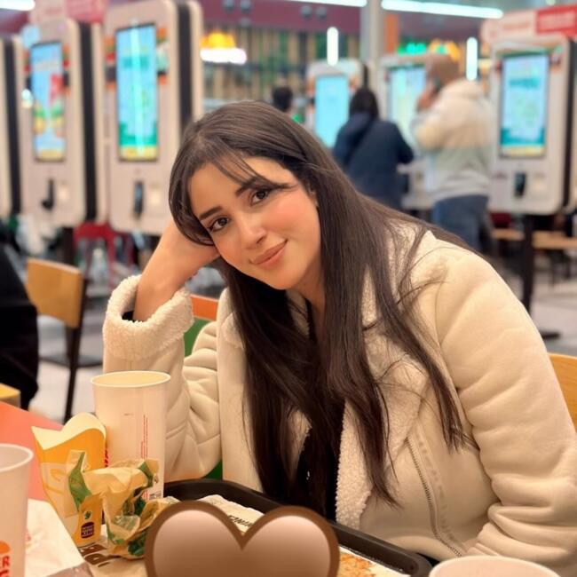 Babysitter in Granada: Nouhaila