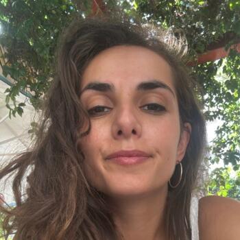 Babysitter in Athens: Isidora