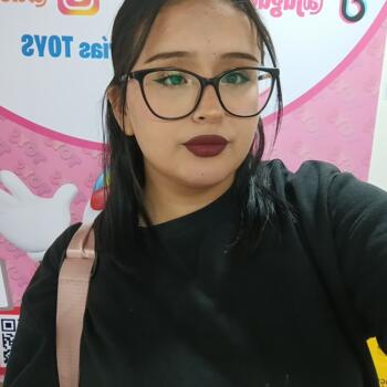 Babysitter in Guadalupe: Valery