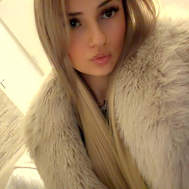 Babysitter in Remomeix: Emie