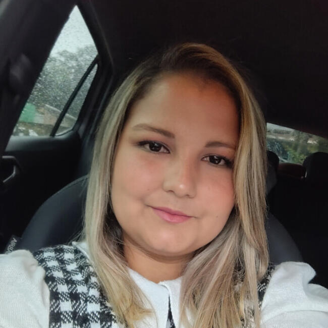 Babysitter in São Paulo (São Paulo): Roxanne
