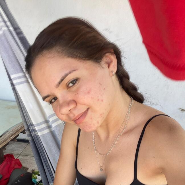 Babá em Fortaleza: Laudiceia Araújo