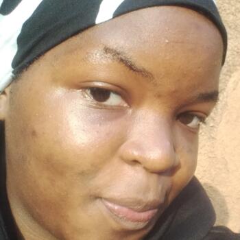 Babysitter in Kampala: Musanje