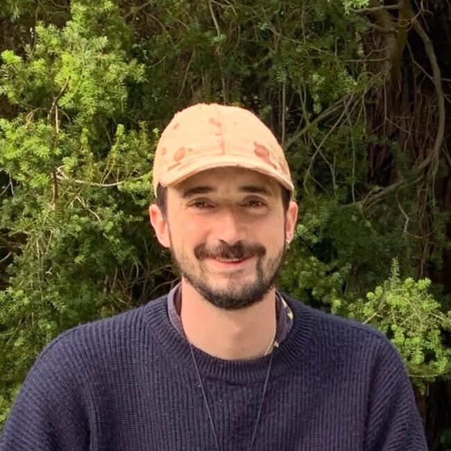 Babysitter in Melbourne: Douglas