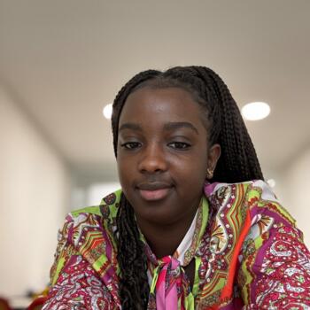 Babysitter Tours: Eliane Kate