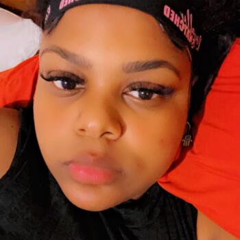 Babysitting job in Linden: babysitting job Rose