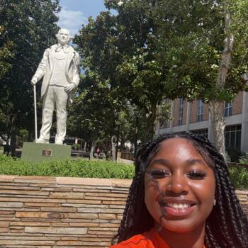 Nanny in Missouri City (Texas): Alexandria