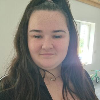 Babysitter in Bellananagh: Madeline