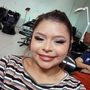 Babysitter in Manaus: Thaiz