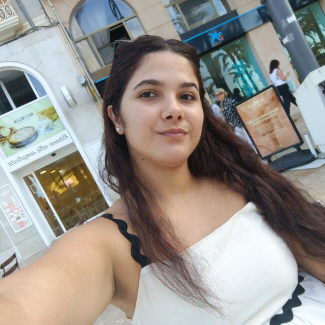 Nanny in Alicante: Yoneisa
