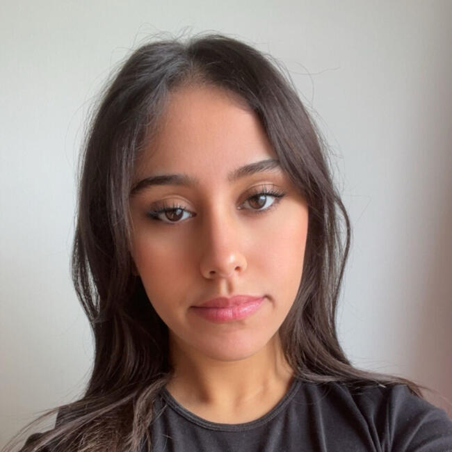 Babysitter in Valenciennes: Aya