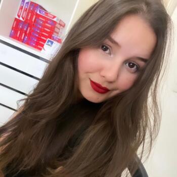 Babysitter in Brasília: Priscila