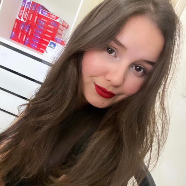 Babysitter in Brasília: Priscila