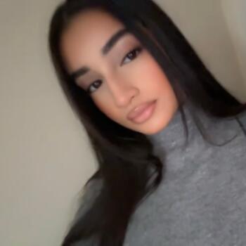 Babysitter in Bouafle: Mariam