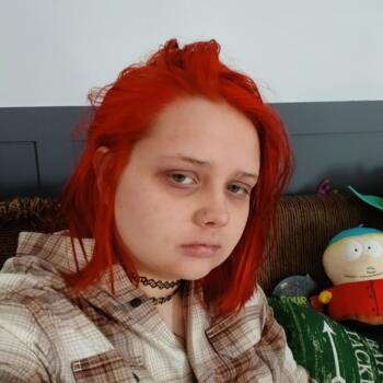 Babysitter in Rockford: Hailey Jolene Hass