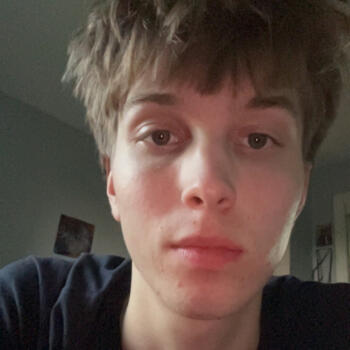 Babysitter in Etobicoke: Nate