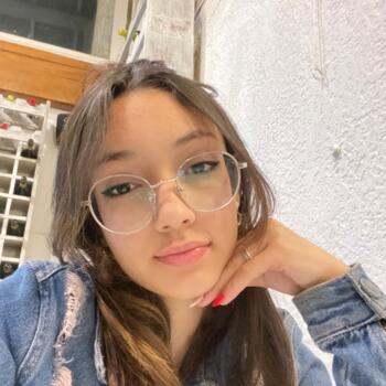 Babá em Caragua: Rayssa