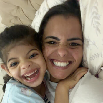 Emprego de babá em Ouro Branco: emprego de babá Thais