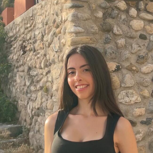 Babysitter in Granada: Maria