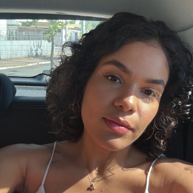 Babysitter in Balneário Camboriú: Alessandra