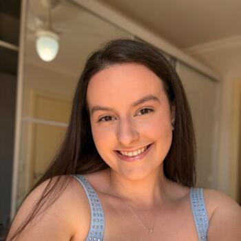 Babysitter in Santa Clara do Sul: Carolina