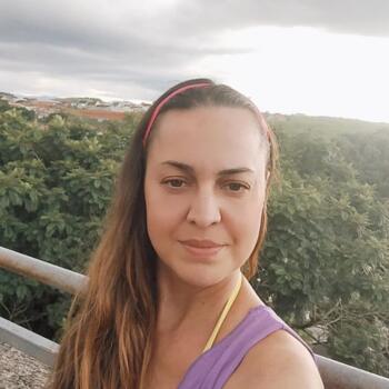 Babysitting job in São José dos Campos: babysitting job Viviane
