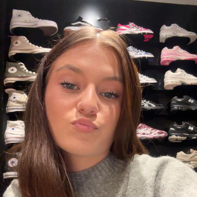 Babysitter in La Queue-en-Brie: Louane