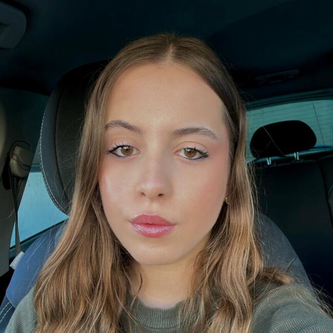 Babysitter in Braga: Inês