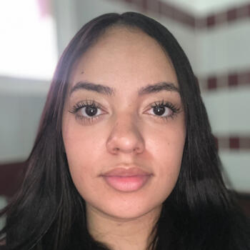 Babysitter in Brasília: Tifany