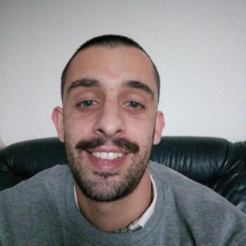 Babysitter in Port-La Nouvelle: Lucas