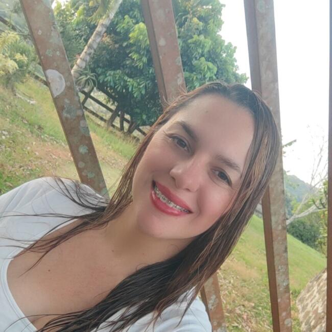 Babysitter in Atenas: Reina González O