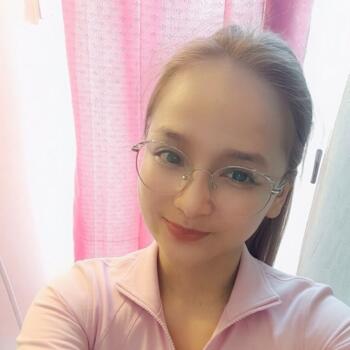 Babysitting job in Manila: babysitting job Elj