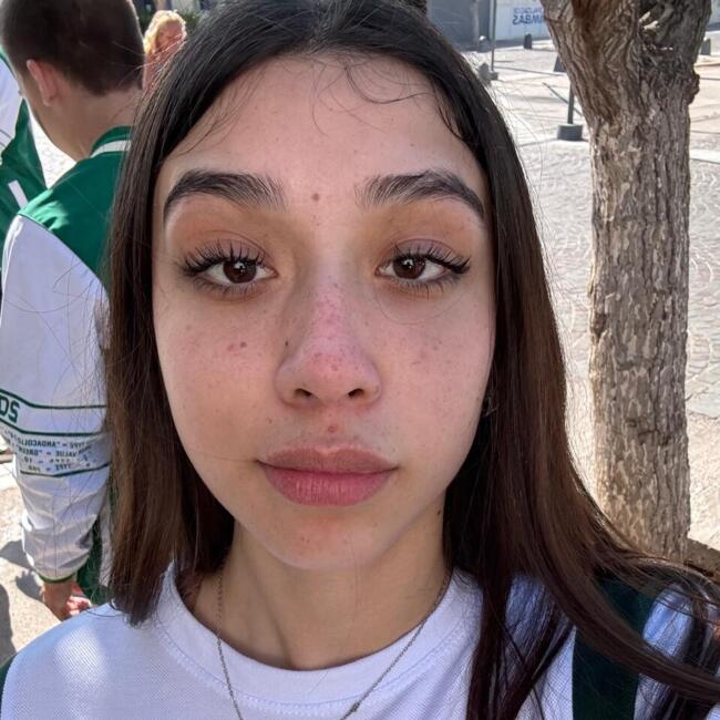 Babysitter in Chimbas: Antonella