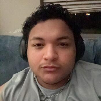 Nanny in Tacoma: Emmanuel